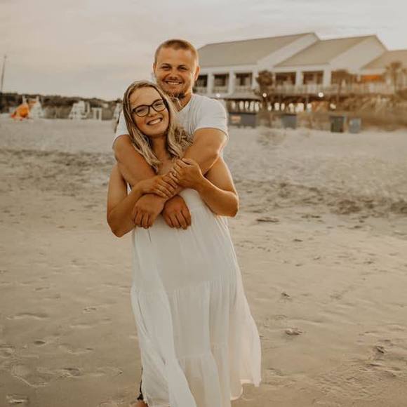 Meet your Posher, Emily - Picture 1 of 1